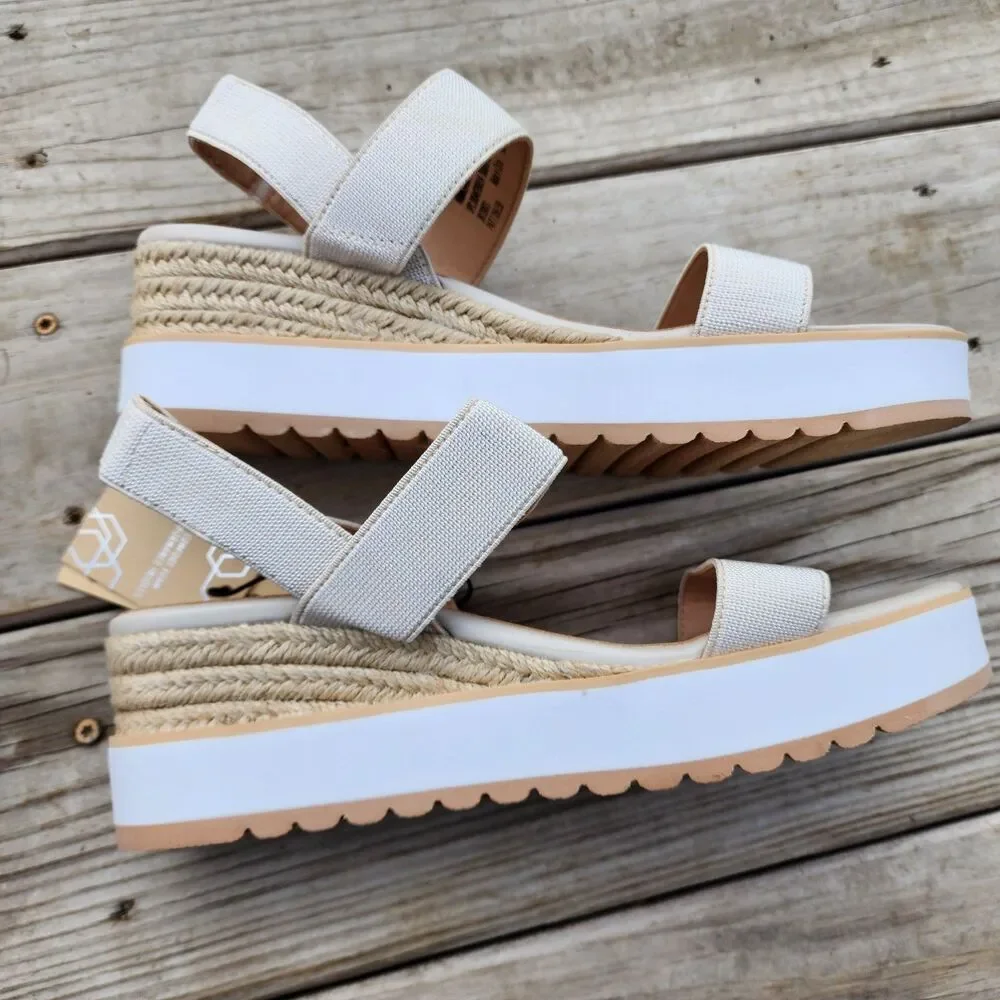 NWOT Madden NYC Women’s Talla Natural Wedge Strappy Sandals, Size 11